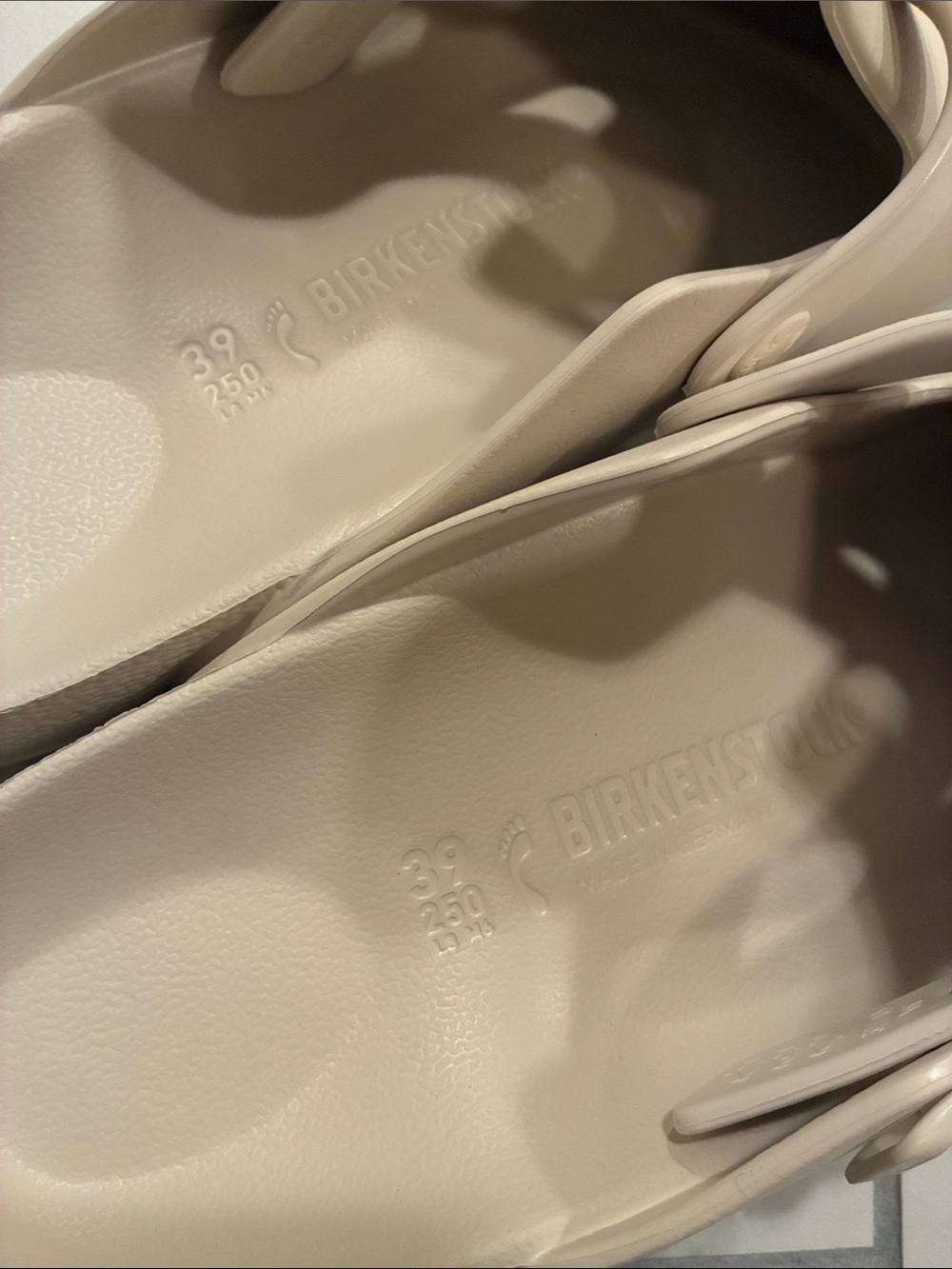 Birkenstock EVA Clog in Eggshell size 39 U.S. women’s 8-8.5 - Picture 4 of 7